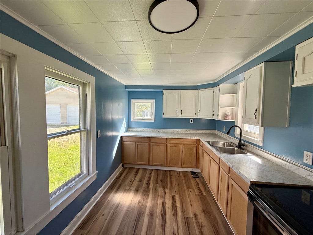 3 Sherrard Ave, Greenville, PA 16125