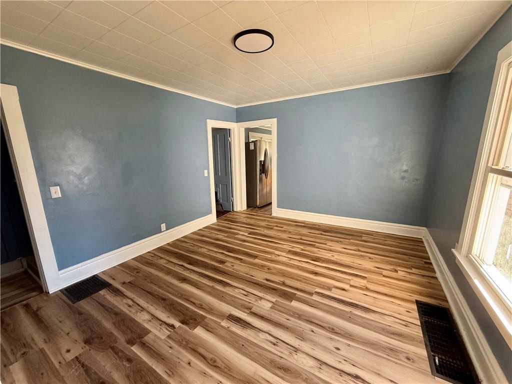 3 Sherrard Ave, Greenville, PA 16125