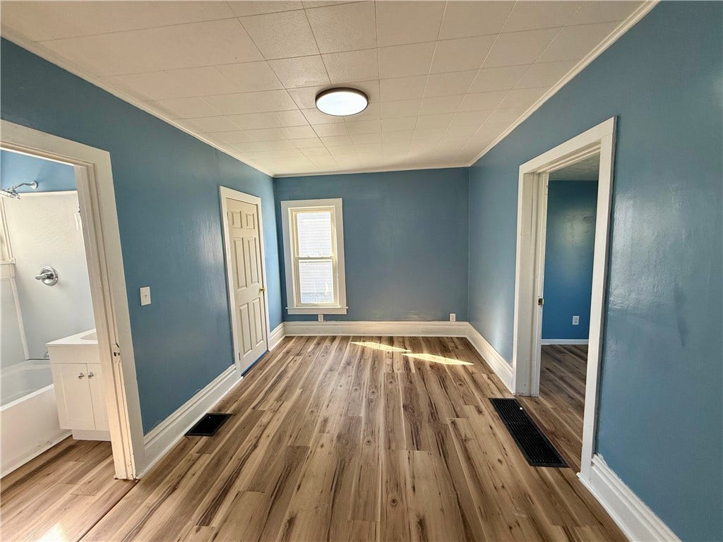 3 Sherrard Ave, Greenville, PA 16125