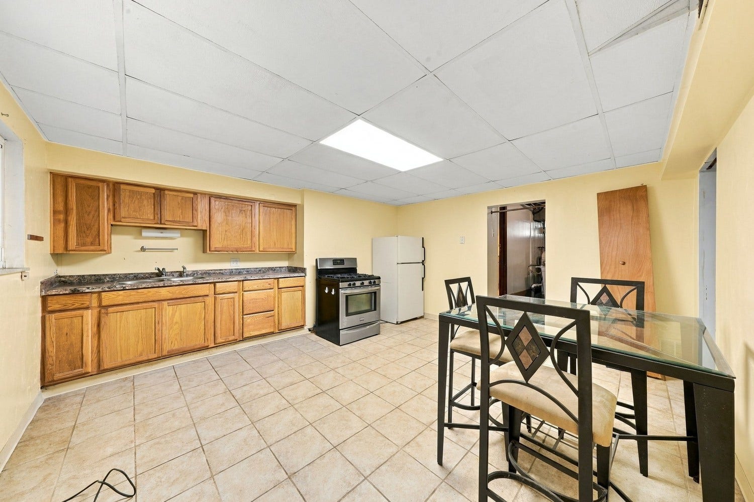 Eat in Kitchen