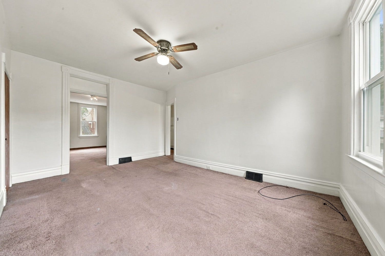 Dining Room/3rd Bedroom/flex space