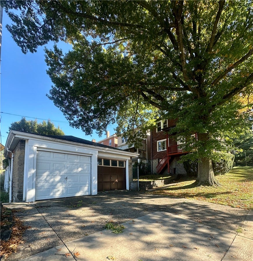 801 Deely St, Pittsburgh, PA 15217