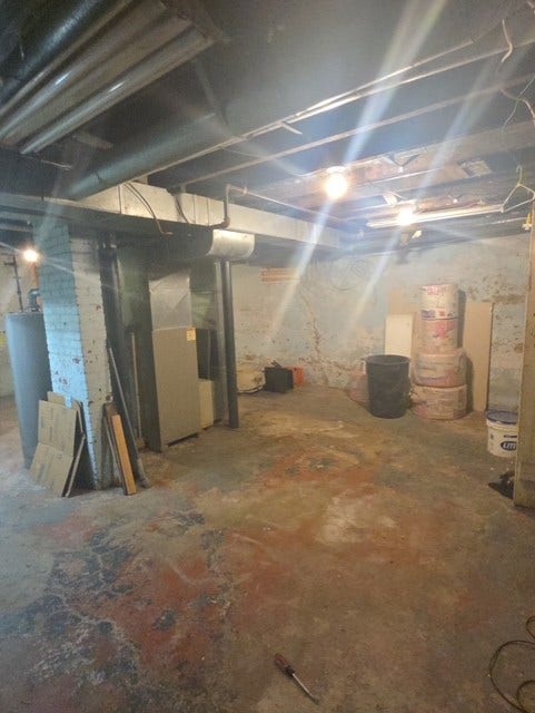 1817 Powers St, Mckeesport, PA 15132 1817 Powers St, Mckeesport, PA 15132