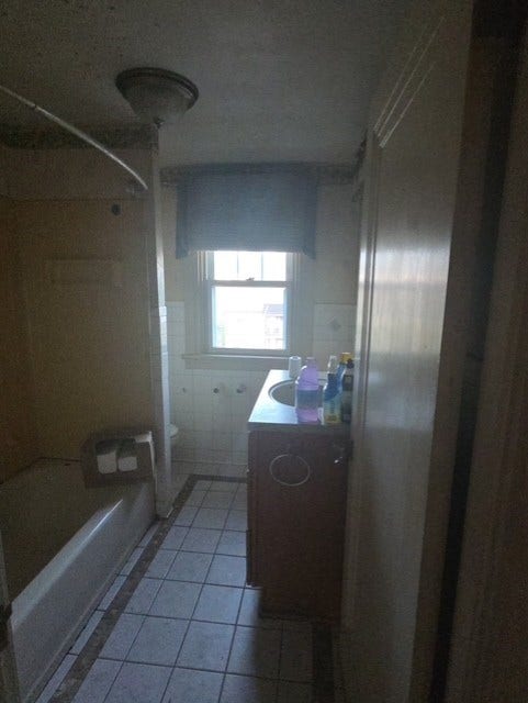 1817 Powers St, Mckeesport, PA 15132 1817 Powers St, Mckeesport, PA 15132