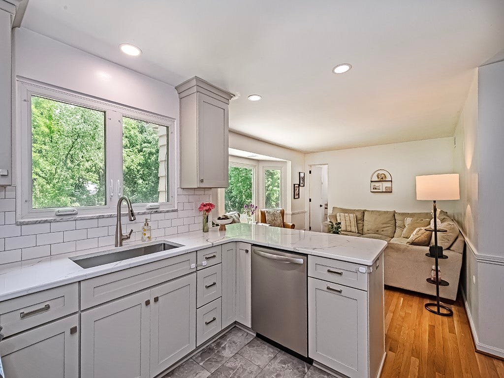 724 Scrubgrass Road, Pittsburgh, PA 15243