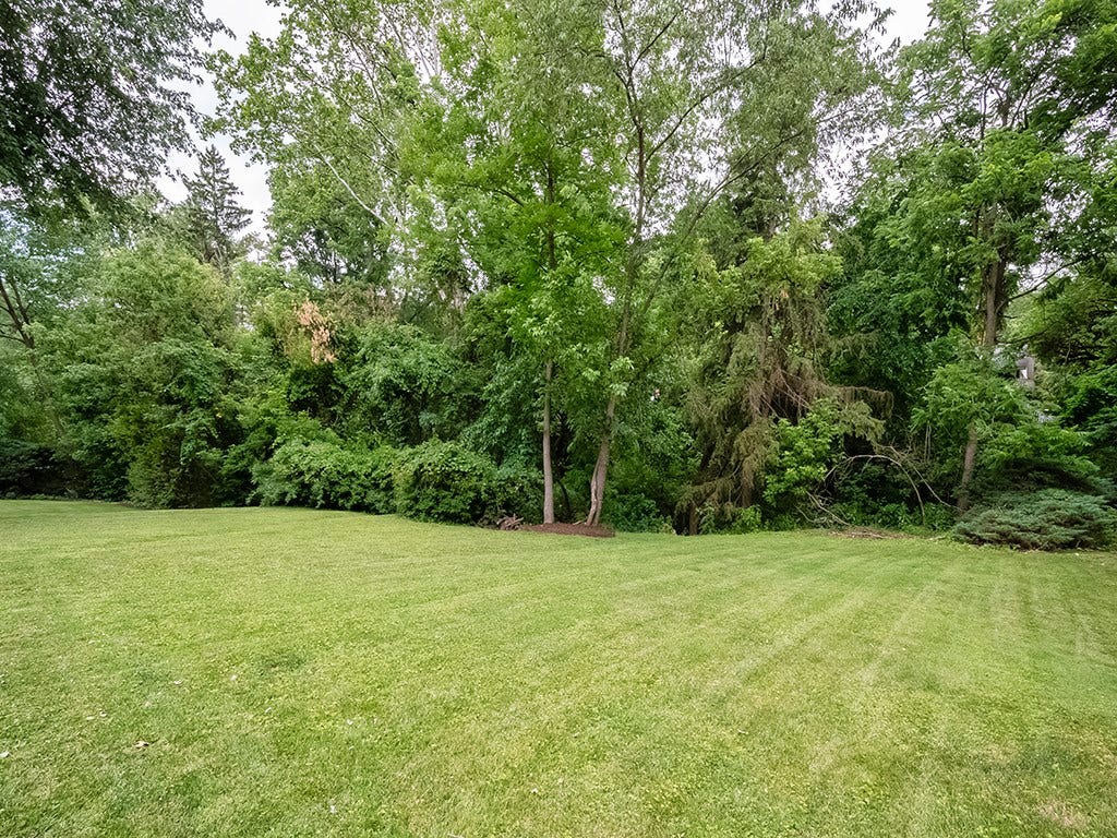 724 Scrubgrass Road, Pittsburgh, PA 15243