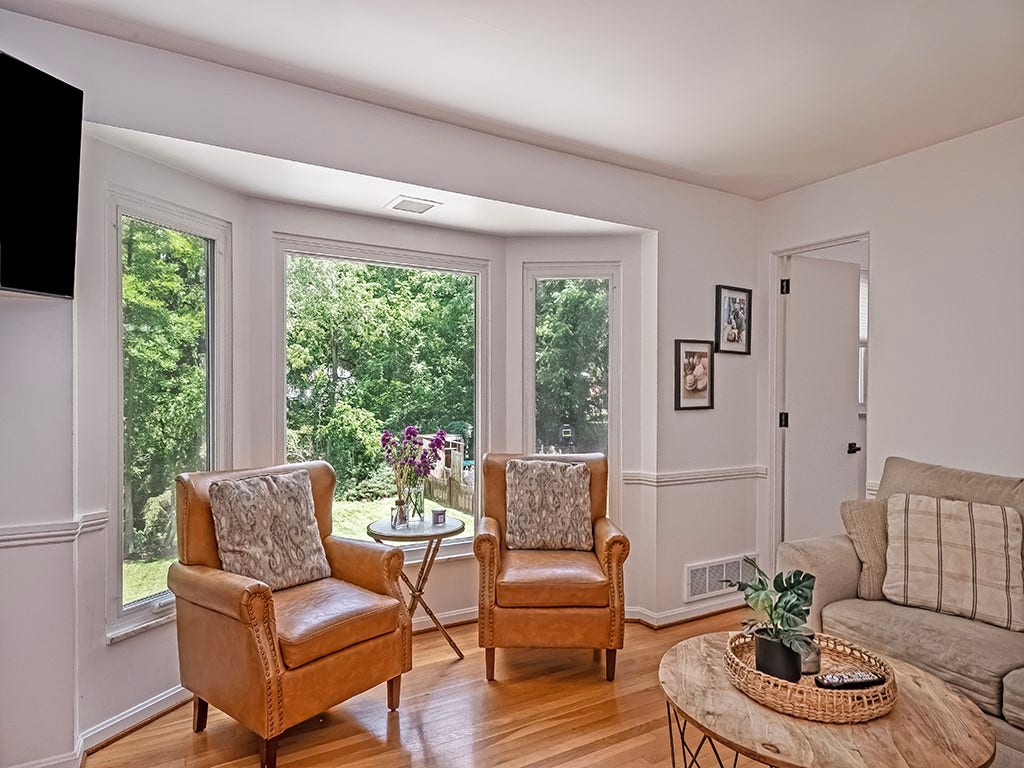 724 Scrubgrass Road, Pittsburgh, PA 15243