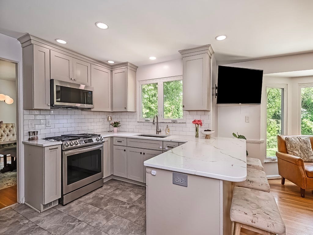 724 Scrubgrass Road, Pittsburgh, PA 15243