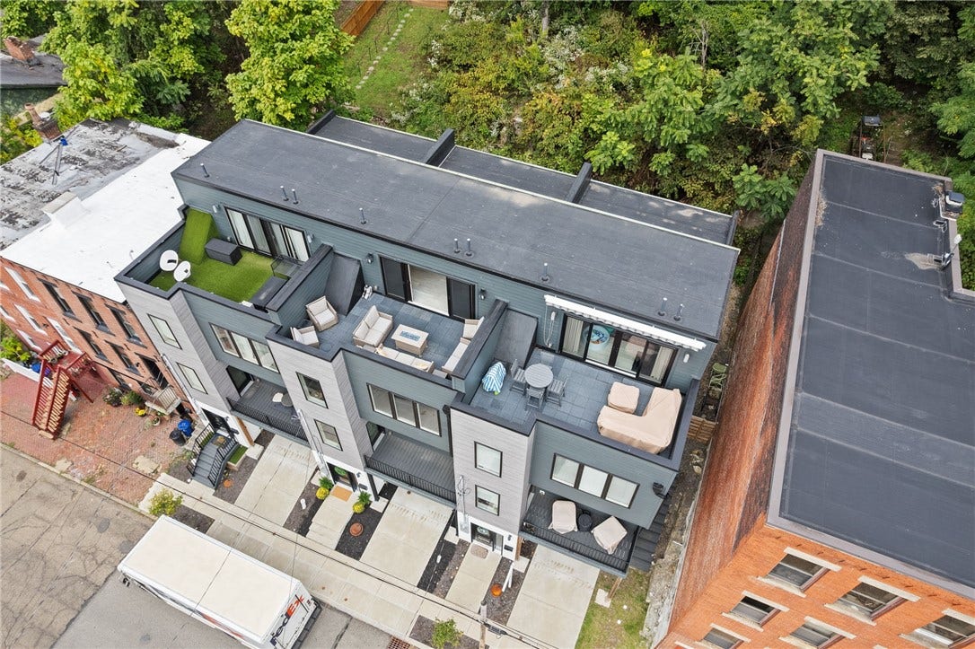 240 E Jefferson, Pittsburgh, PA 15212 240 E Jefferson, Pittsburgh, PA 15212