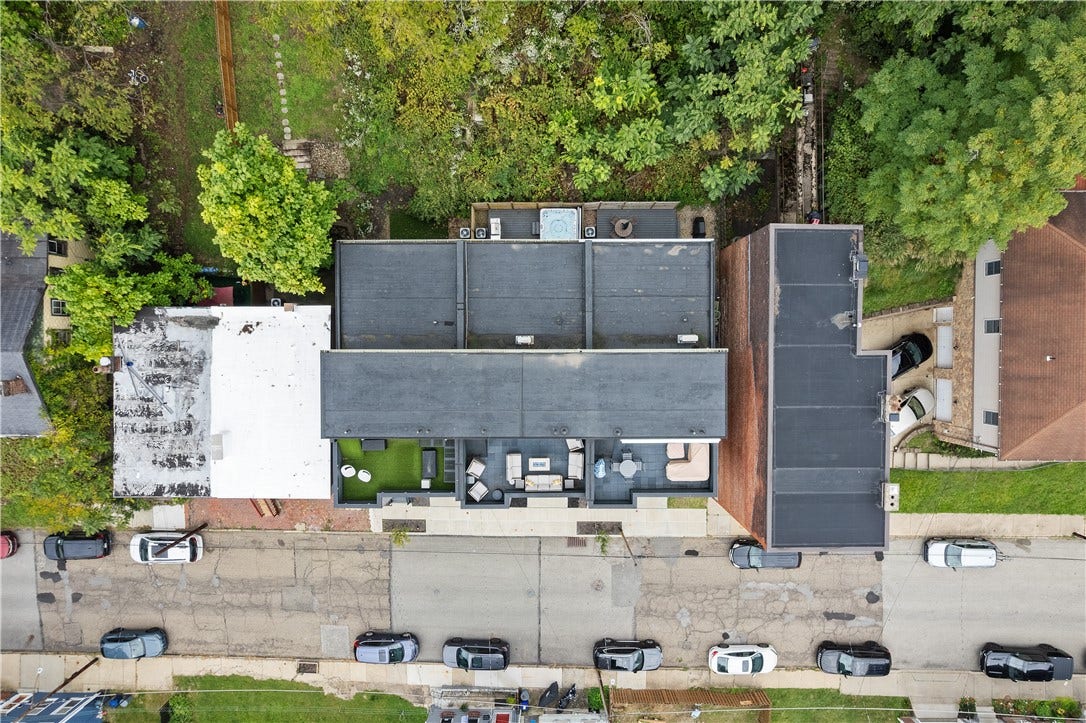 240 E Jefferson, Pittsburgh, PA 15212 240 E Jefferson, Pittsburgh, PA 15212