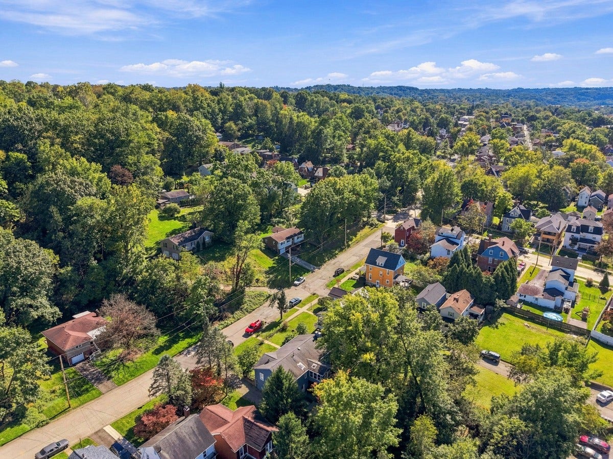 1027 5th Street, Oakmont, PA 15139 1027 5th Street, Oakmont, PA 15139