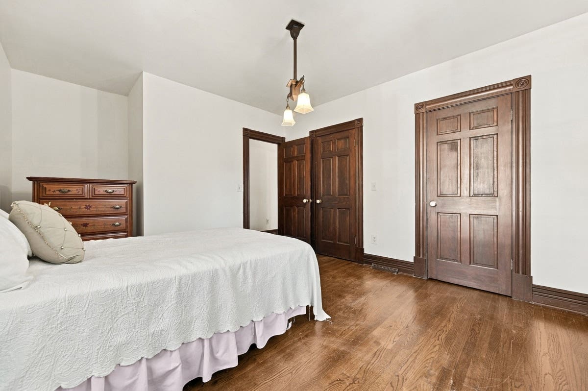 1027 5th Street, Oakmont, PA 15139 1027 5th Street, Oakmont, PA 15139