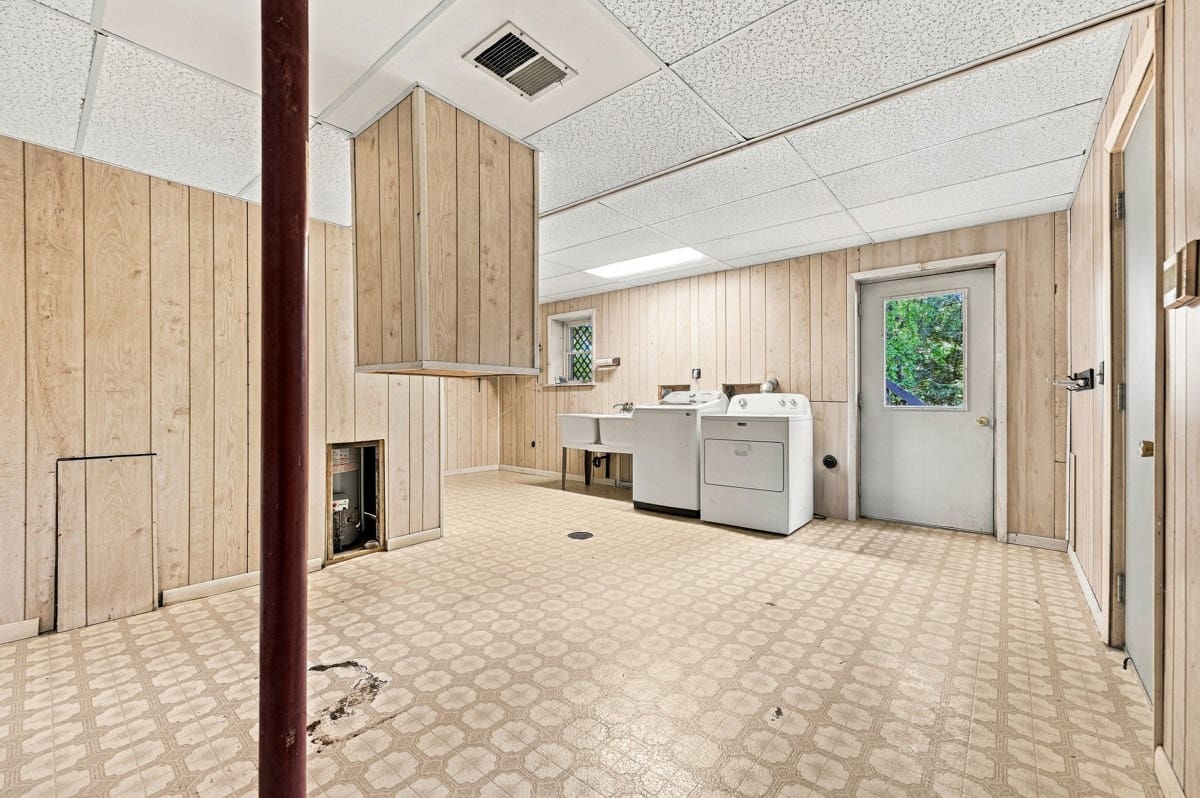 1027 5th Street, Oakmont, PA 15139 1027 5th Street, Oakmont, PA 15139