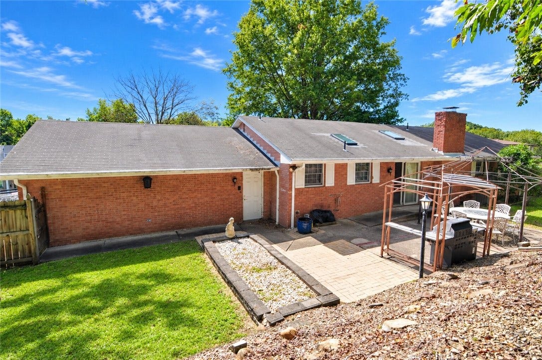 14 Esther St, Charleroi, PA 15022 14 Esther St, Charleroi, PA 15022