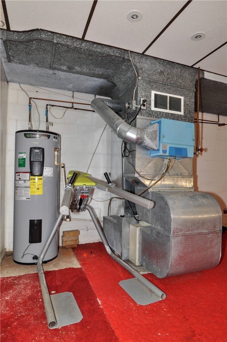 14 Esther St, Charleroi, PA 15022 Furnace & Hot Water Tank