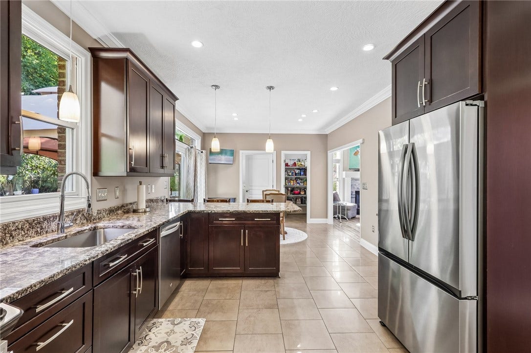 6530 Ten Point Cir, Trafford, PA 15085 6530 Ten Point Cir, Trafford, PA 15085