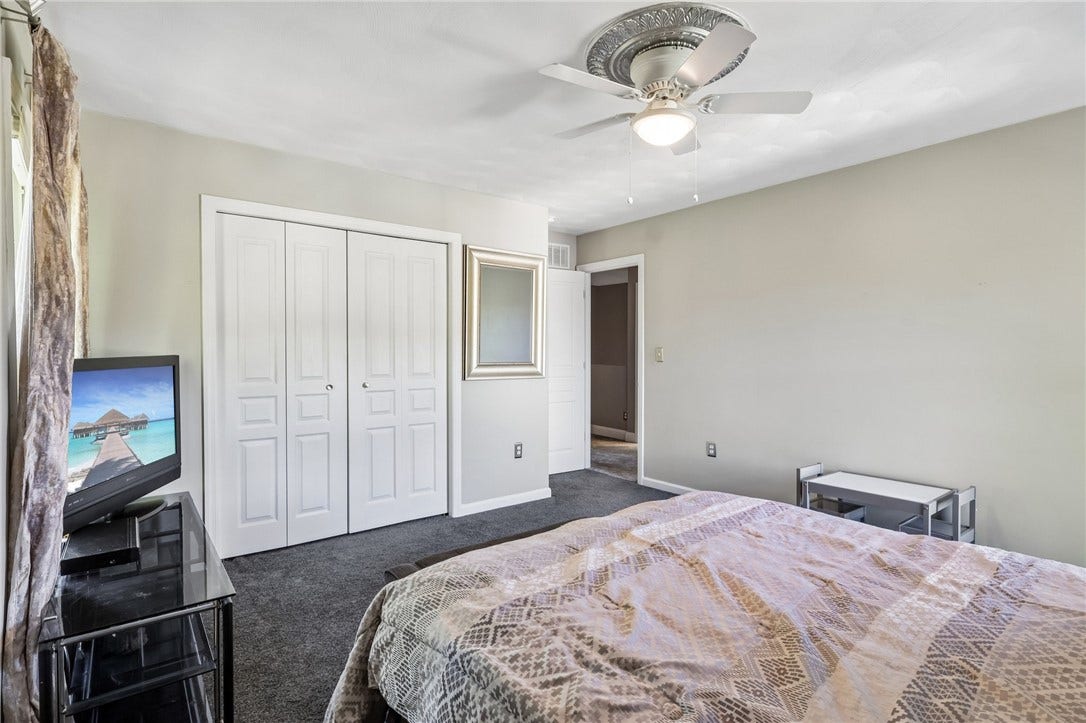 6530 Ten Point Cir, Trafford, PA 15085 6530 Ten Point Cir, Trafford, PA 15085