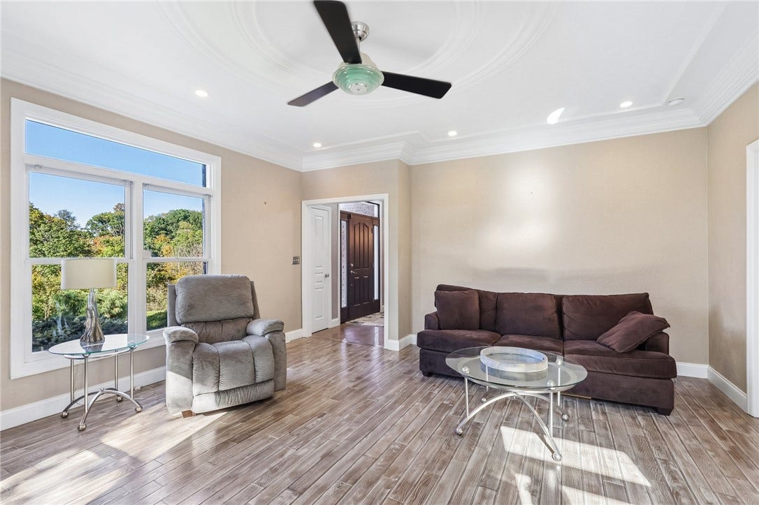 6530 Ten Point Cir, Trafford, PA 15085 6530 Ten Point Cir, Trafford, PA 15085