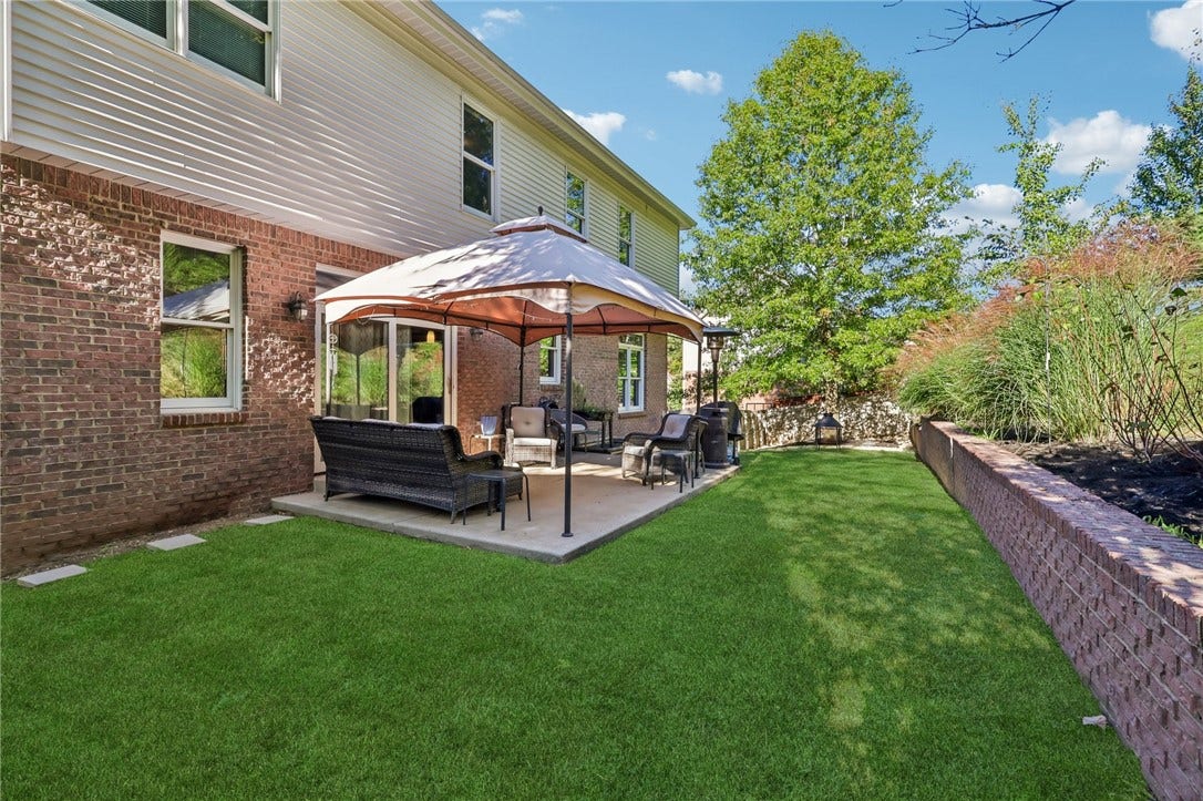 6530 Ten Point Cir, Trafford, PA 15085 6530 Ten Point Cir, Trafford, PA 15085