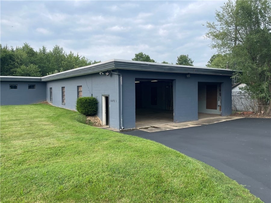 Property photo for 10 Rhoda St, Suite C, Farrell, PA