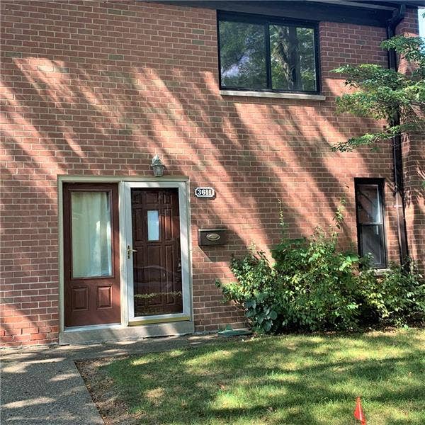 Property photo for 3611 Allendale Cir, Pittsburgh, PA